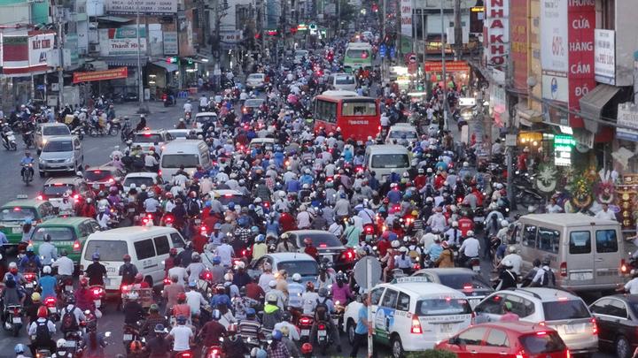 Hotspot Matrix: Biến 4 kiểu áo không thể thiếu thành cơ hội marketing đột phá