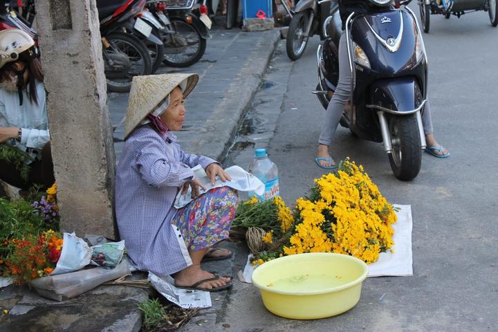 Hotspot Matrix: Biến Mua váy hoa mà không biết 4 thành cơ hội marketing đột phá